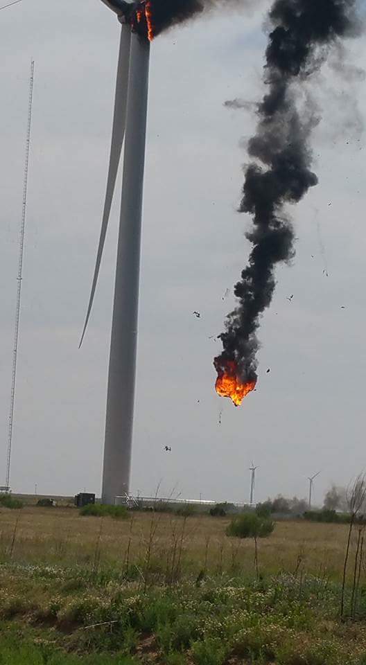 Texas turbine fire 02
